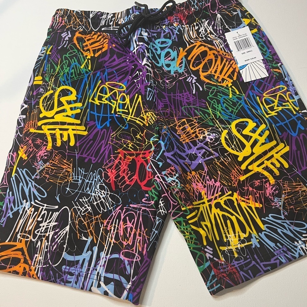 NWT Colorful Graffiti Men's Board Short No Liner Size Small (Z)